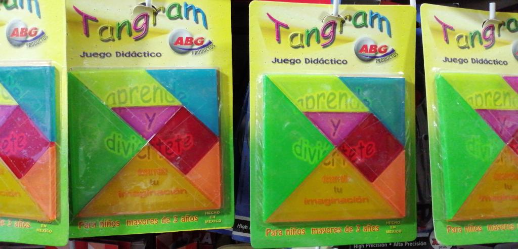 01001 TANGRAM PLASTICO ABG $11.00